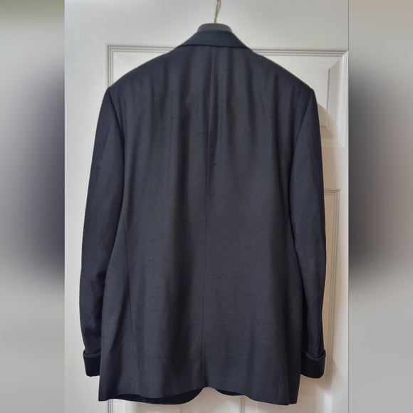 Carneliani Suit Set - Picture 2 of 4